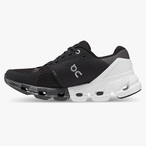 Women's On Cloudflyer 4 Wide-Black | White - Click Image to Close